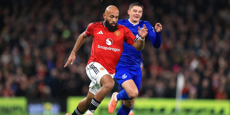 Everton vs Man Utd đều vấp ngã ở vòng đấu trước